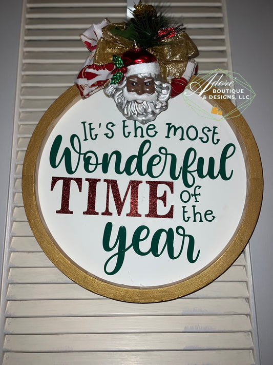 Round Christmas Sign